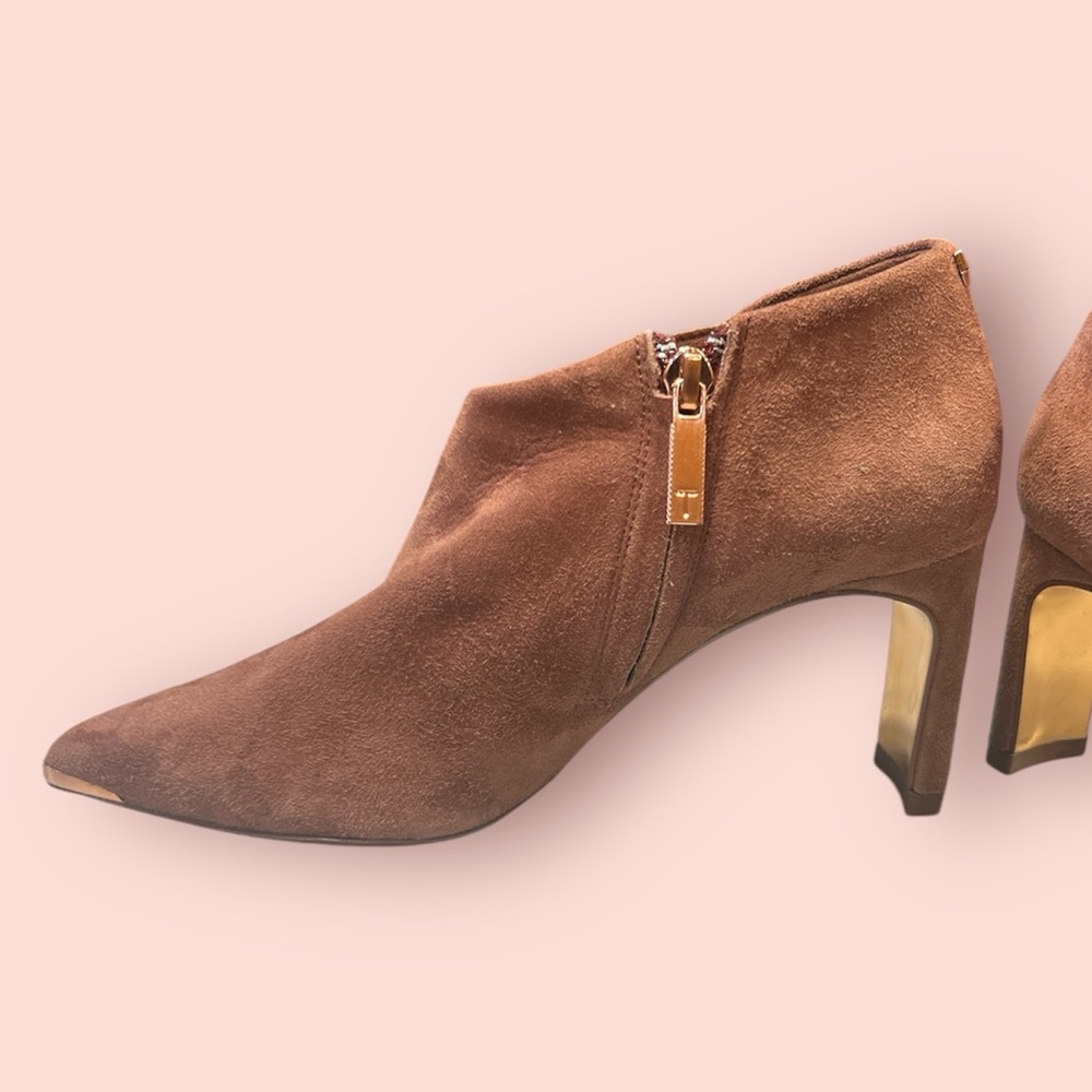TED BAKER London suede ankle boots, chunky flat heel, rose gold details, size 5